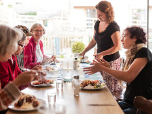 Repas à la maison communautaire